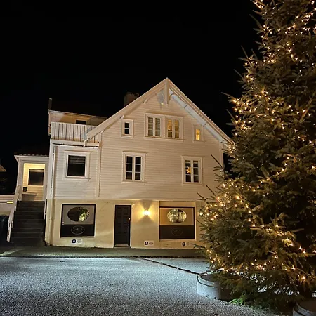 ホームステイ Gamlebyen Overnatting, Skudeneshavn