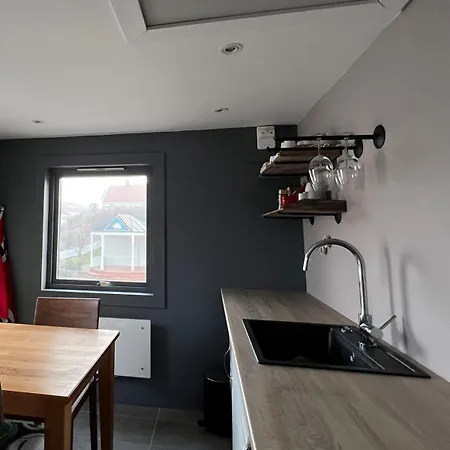 Gamlebyen Overnatting, Skudeneshavn