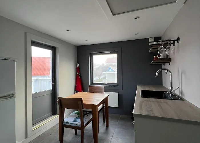 Gamlebyen Overnatting, *